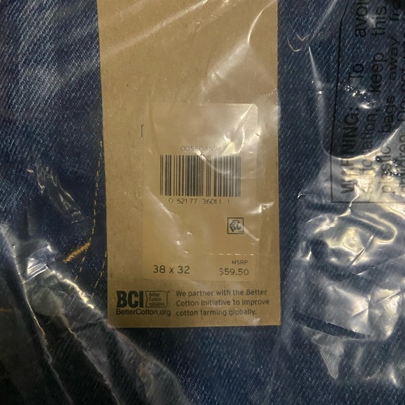 550 Relaxed Fit Men’s 38W x 32L - Picture 5 of 6